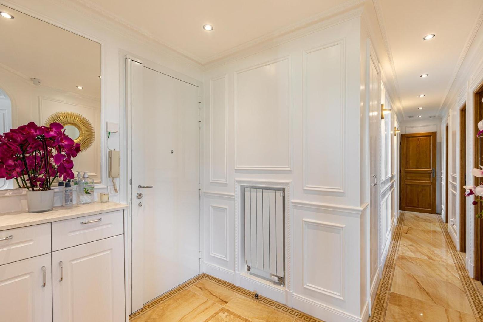 Appartement Guestready - Charming Near Museum Of Illusion Parijs